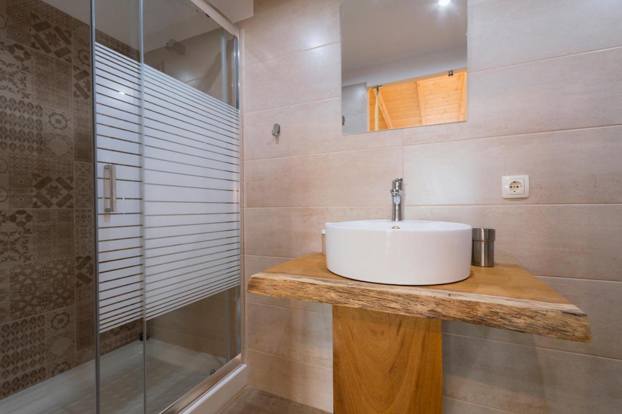 Luca Mare Bed & Breakfast 2*