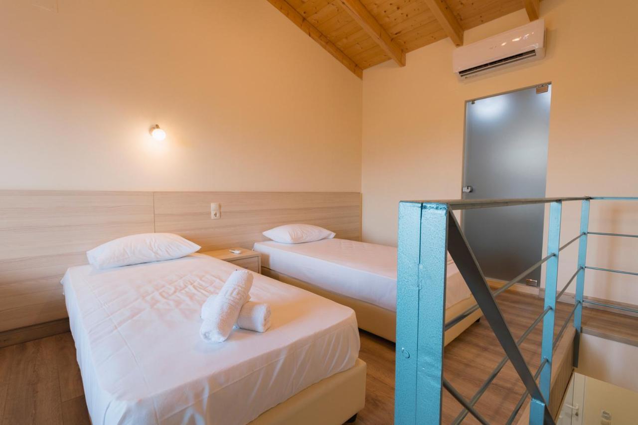 Luca Mare Bed & Breakfast 2*