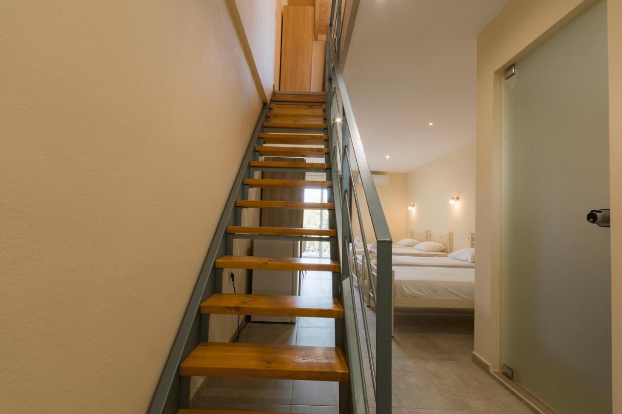 Luca Mare Bed & Breakfast Gouvia